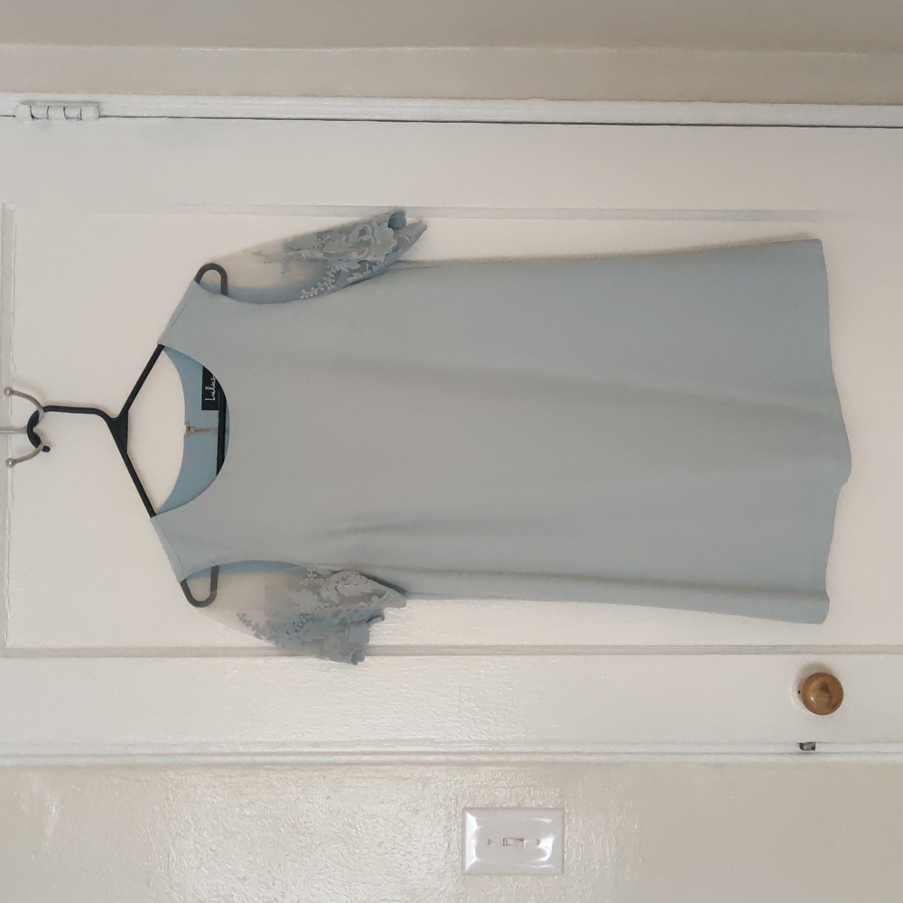 NWOT Lulu’s “Dance a Little Light Blue Embroidered Short Sleeve Shift Dress”